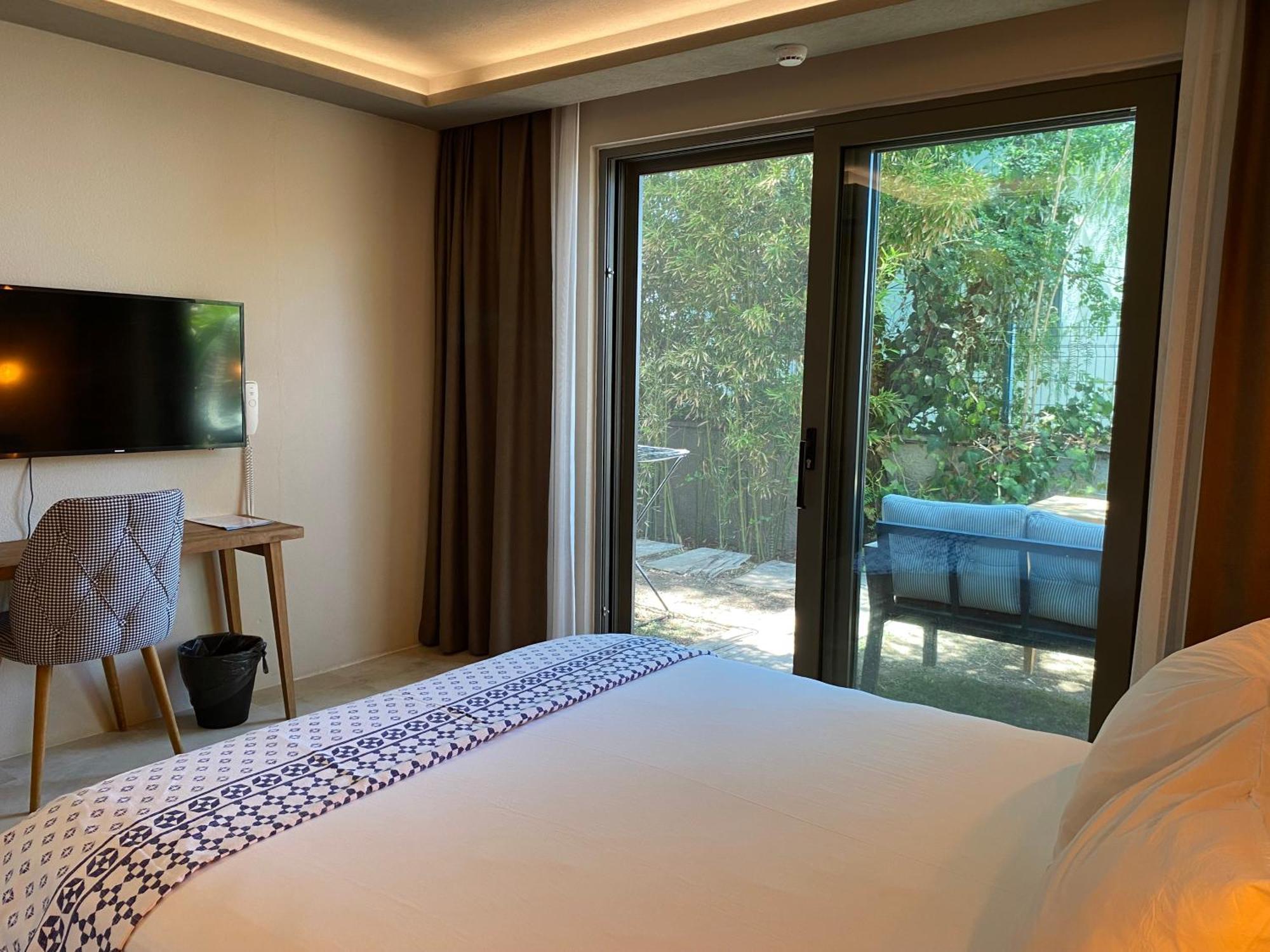 Life Butiq Otel Yalikavak Exterior photo